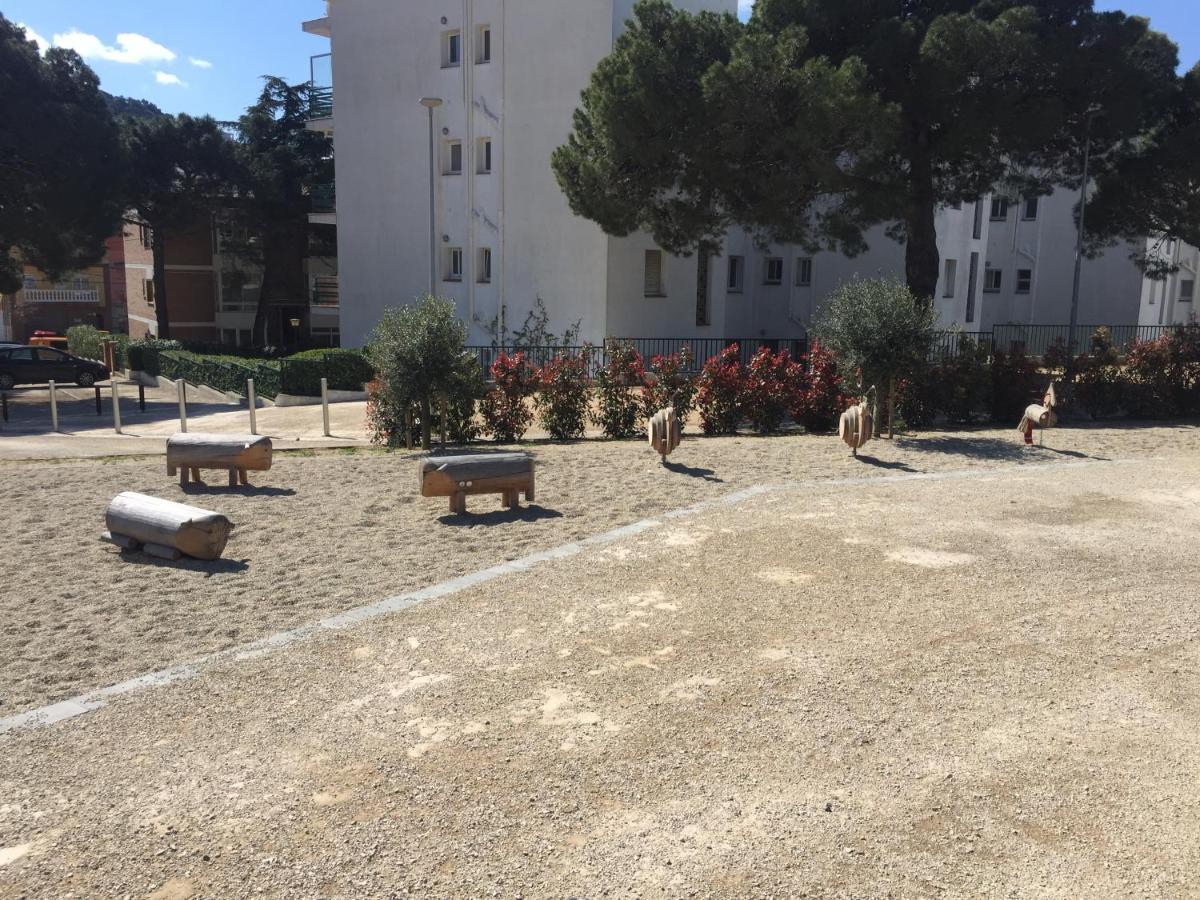 Appartement Standing 58M Plage A 3Mn En Voiture Roses Eksteriør bilde