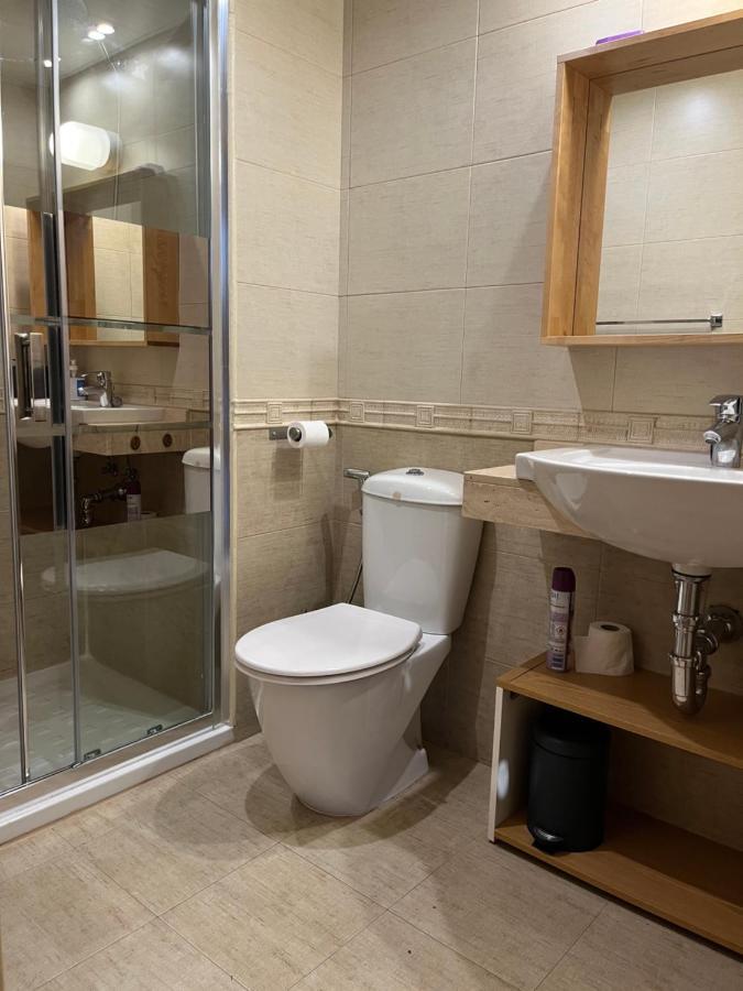 Appartement Standing 58M Plage A 3Mn En Voiture Roses Eksteriør bilde