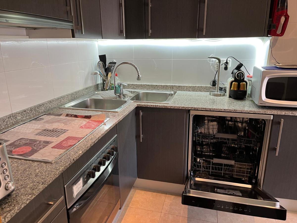 Appartement Standing 58M Plage A 3Mn En Voiture Roses Eksteriør bilde