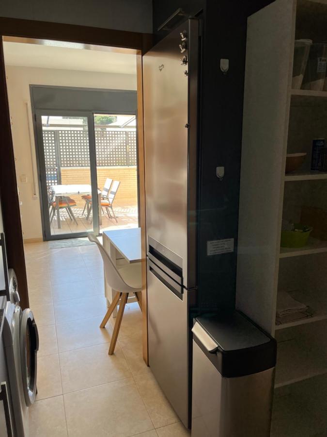 Appartement Standing 58M Plage A 3Mn En Voiture Roses Eksteriør bilde